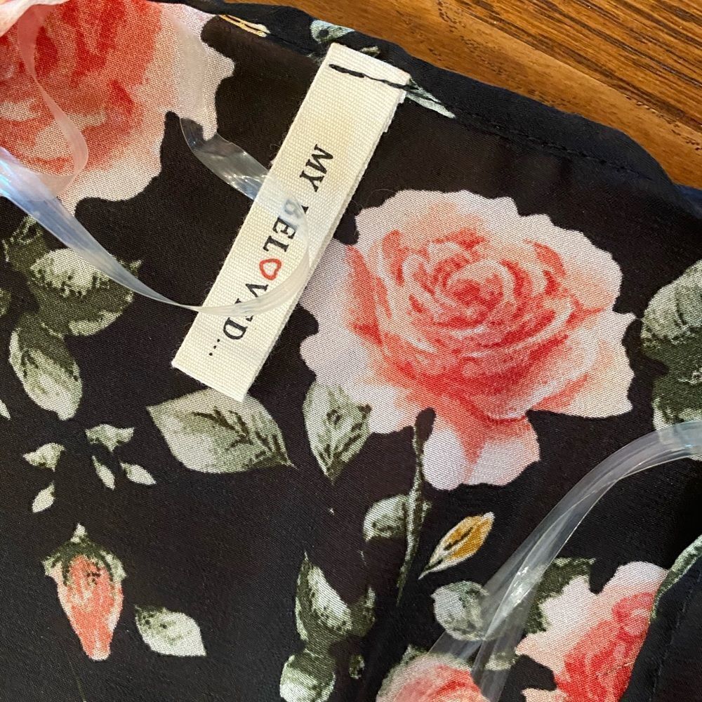 (NWOT) Pink Lily sheer kimono - Picture 3 of 5